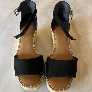 Kelly & Katie Black Espadrille Sandals